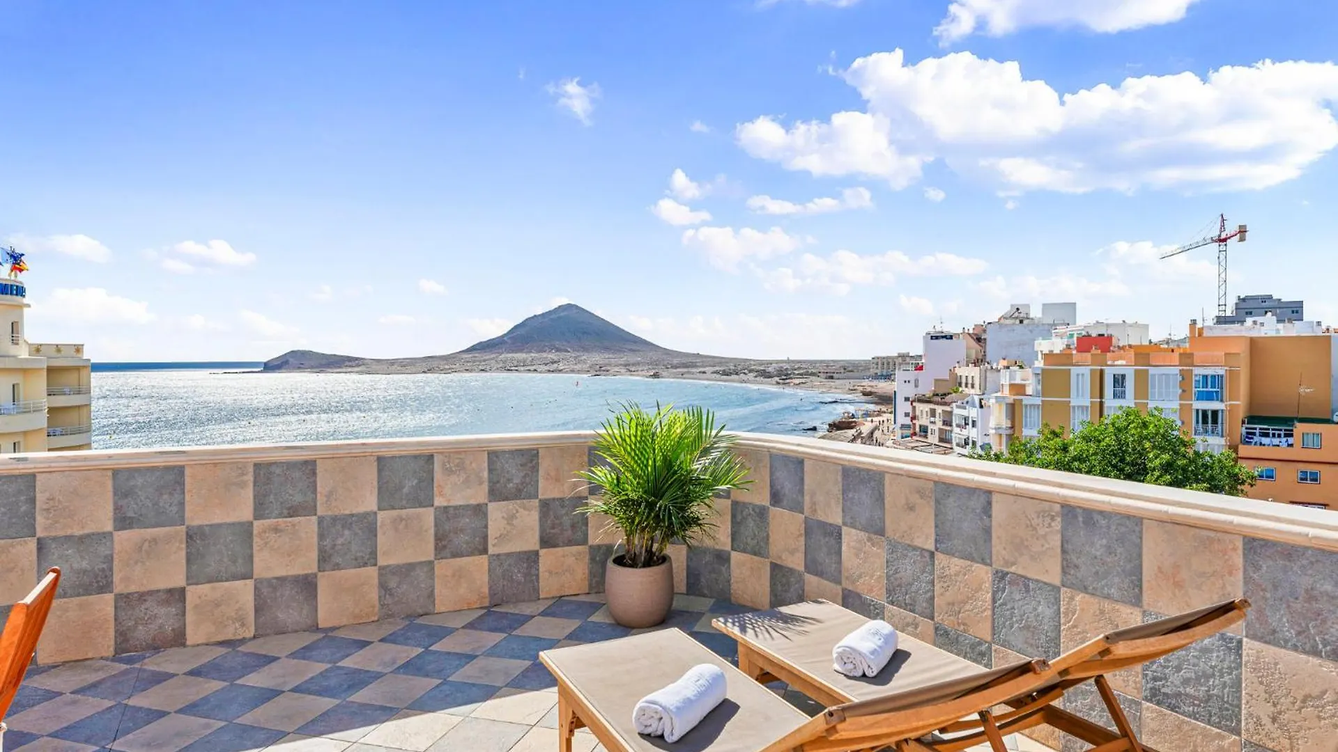 Medano4You Sky Suite El Medano
